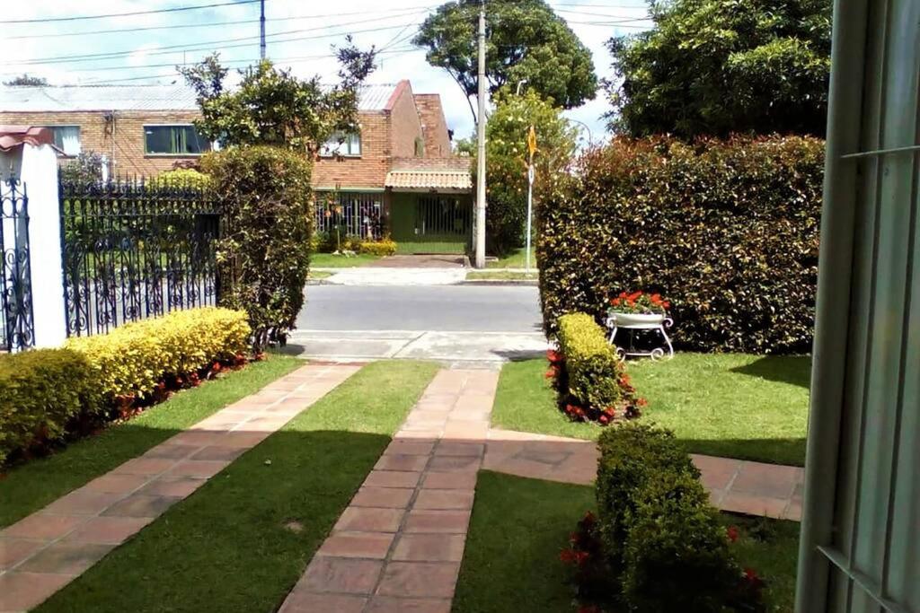 Apartment Agradable 4 Personas, Niza - Bogota. Bogota