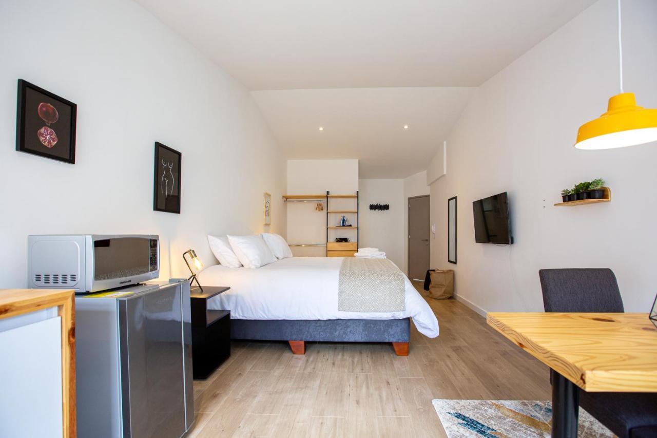 Lhote Apartment