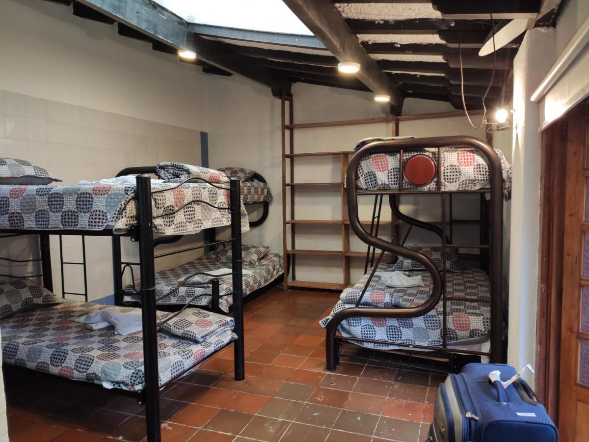 La Parada Del Tren Hostel Bogota