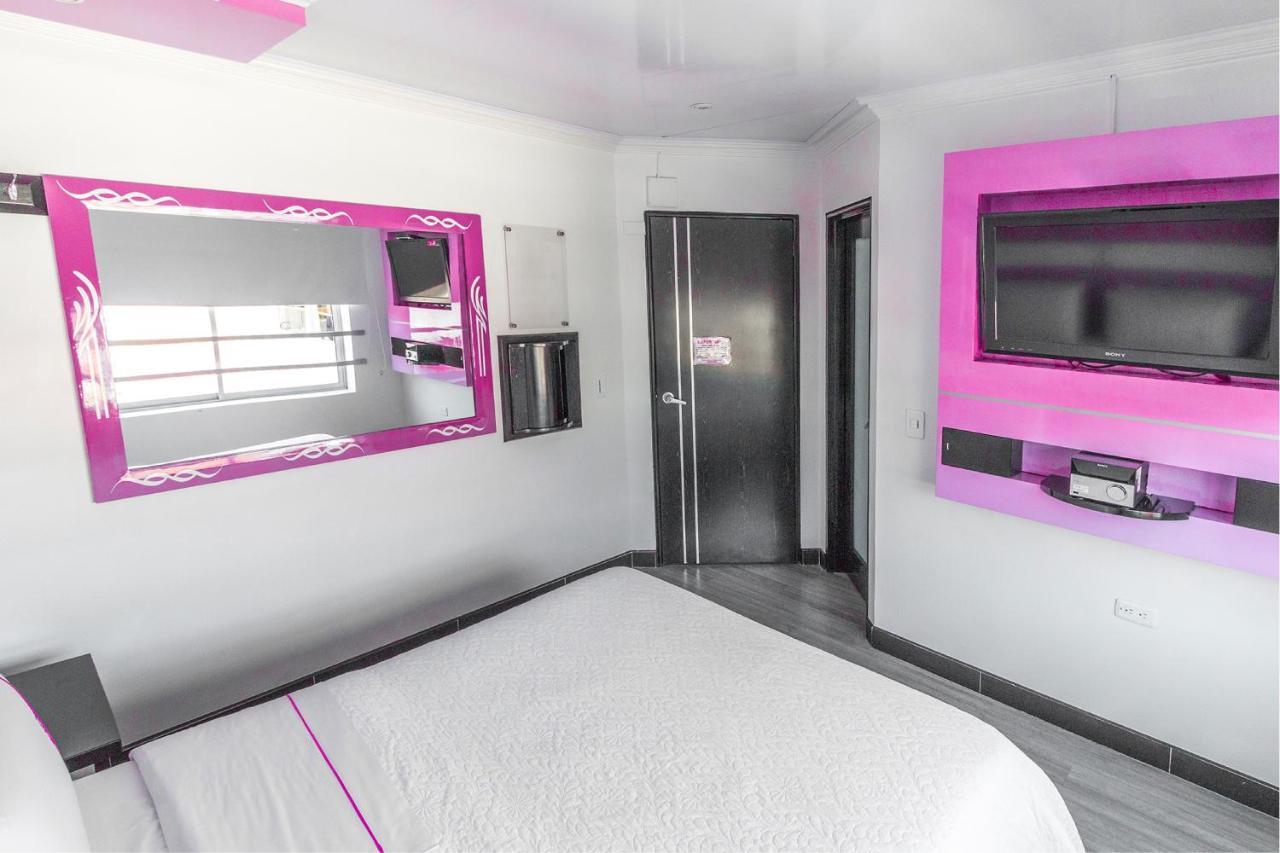 Love hotel Amarte *