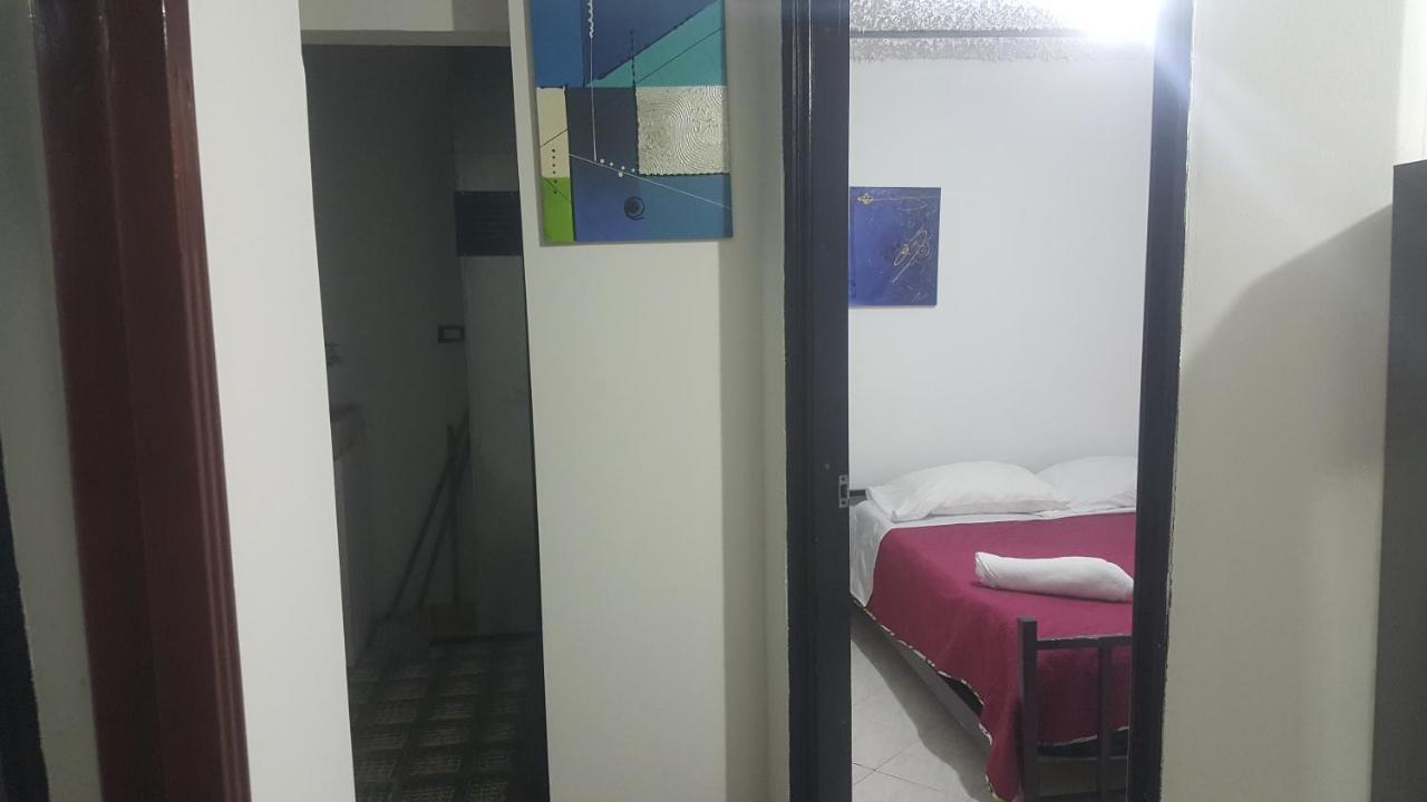 Cerca Aeropuerto, Fotos Y Huellas Visa Americana, Embajada Eeuu Apartment