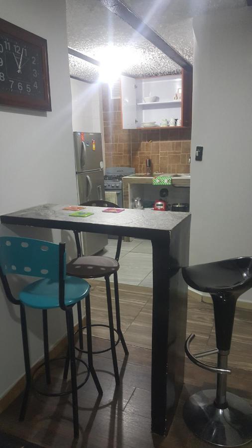 Apartment Cerca Aeropuerto, Fotos Y Huellas Visa Americana, Embajada Eeuu Bogota