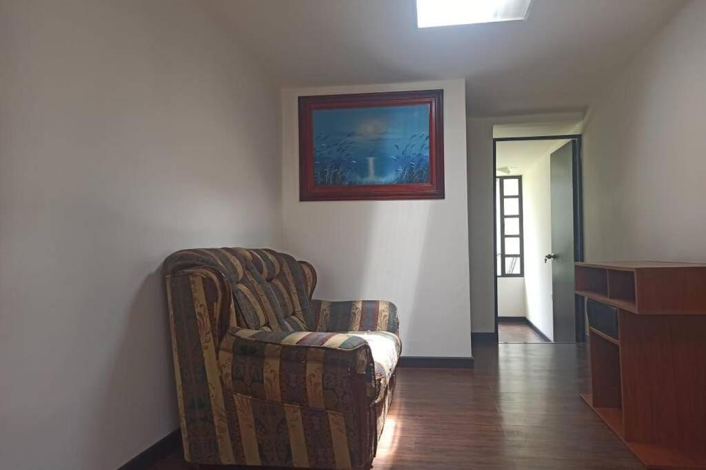 Apartamento Campestre, En Afueras De La Ciudad.