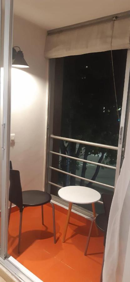 Modern And Cozy In Centro International