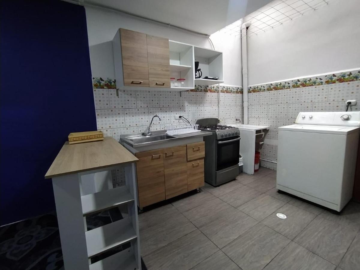 101, Amoblado Bogota, Cerca Al Aeropuerto El Dorado Apartment