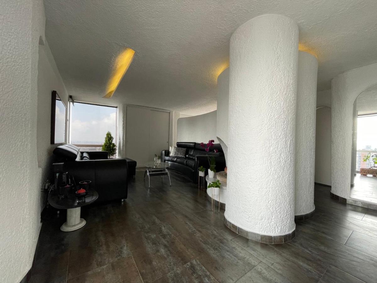 Superb Downtown Penthouse In Apartment *