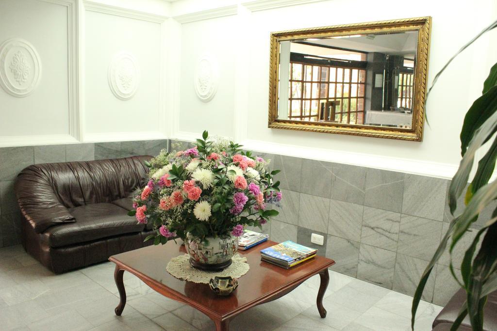 Aparthotel Real 85