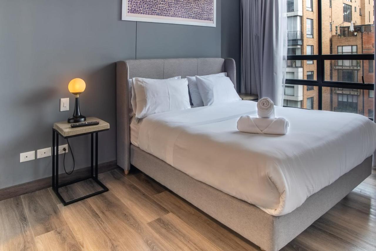 Modern 2br In Luxury Building Apartment