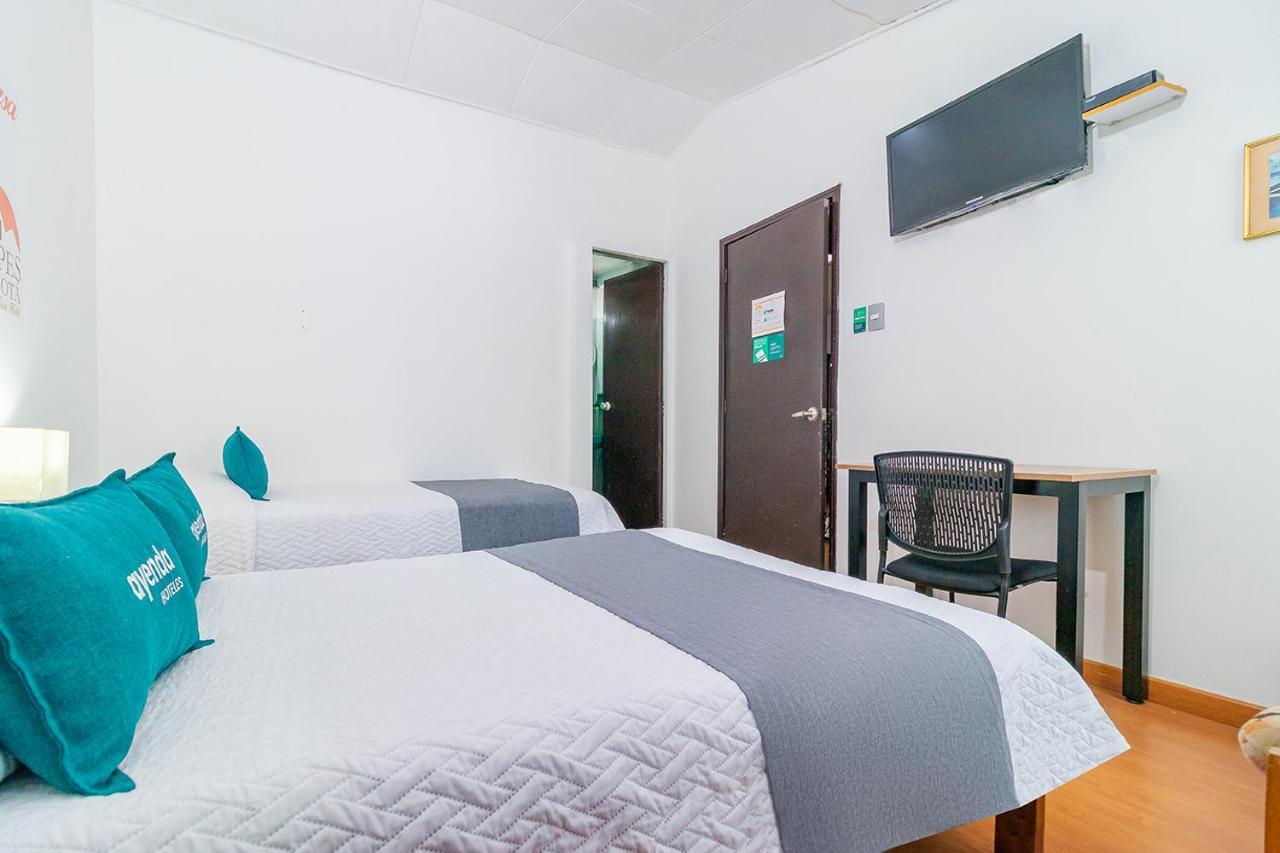 Ayenda 1080 Alpes Castellana Bed & Breakfast 3*