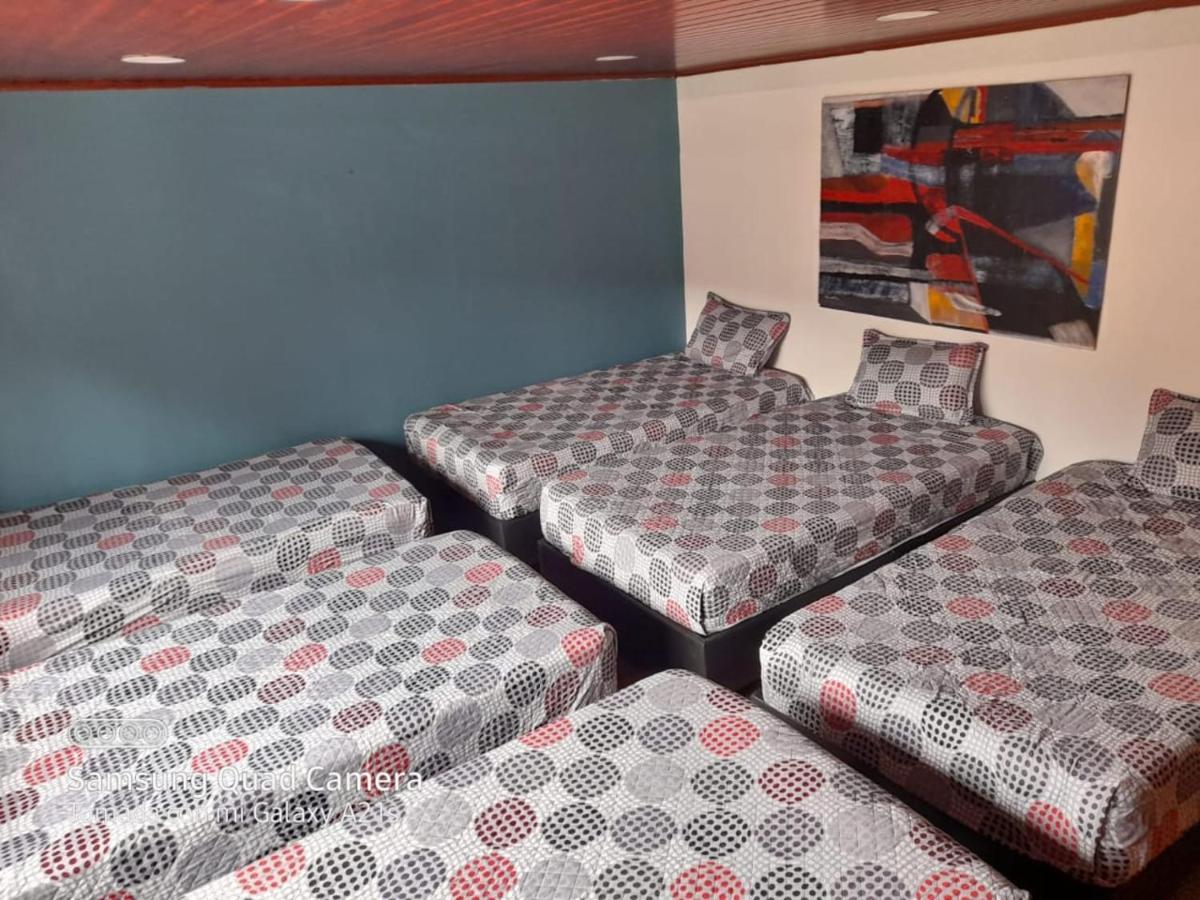 La Parada Del Tren Hostel