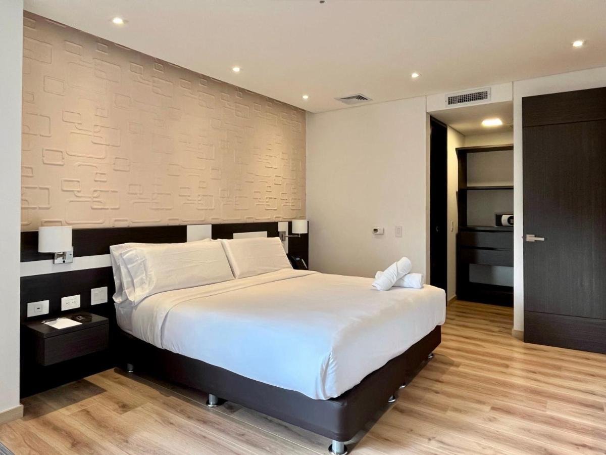 Luhho Indulgence In San Patricio Apartment