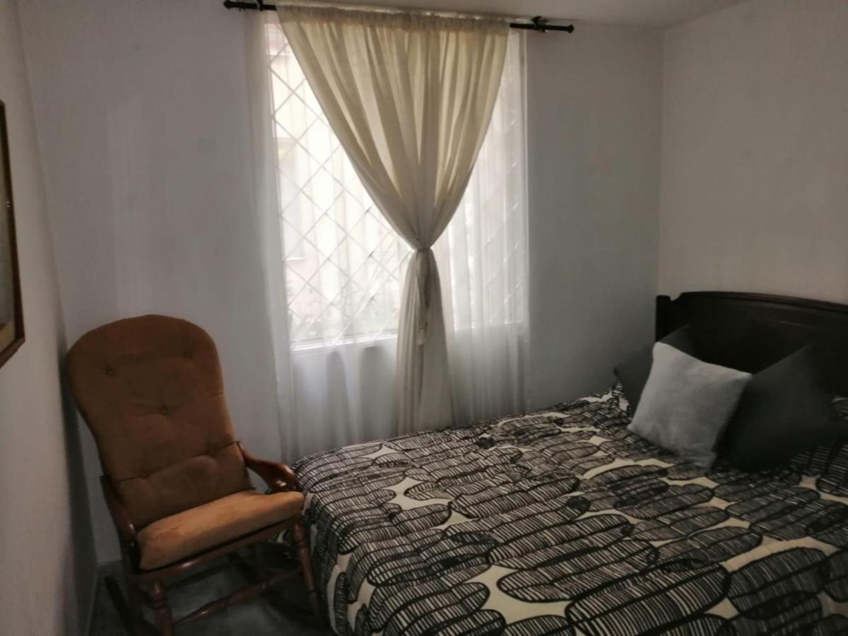 Habitación en apartamento familiar al norte de Bogotá *