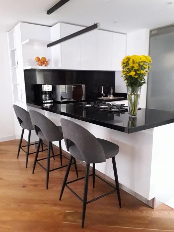 Apartment Brand New - Prime Location For Budgets - Executive & Luxury - Bog *