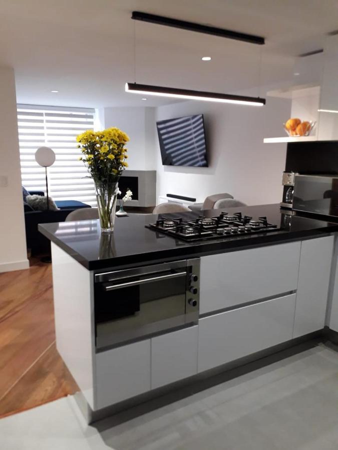 Brand New - Prime Location For Budgets - Executive & Luxury - Bog Apartment *