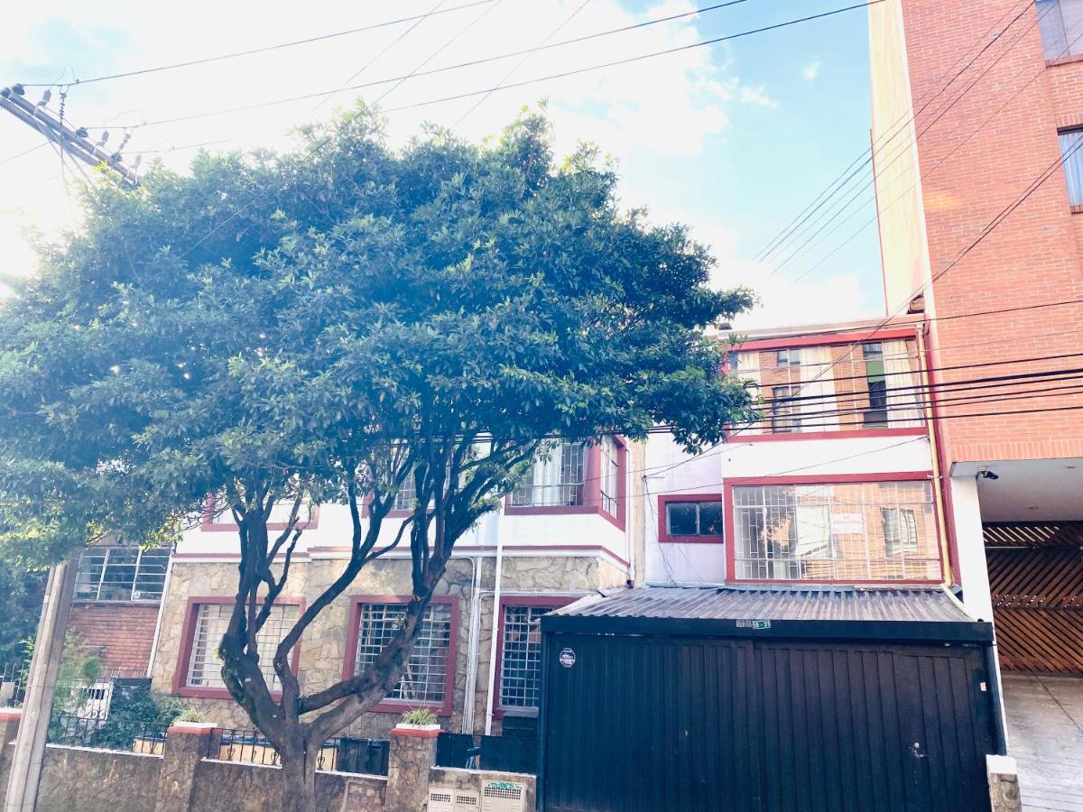 Zona G Hostel *