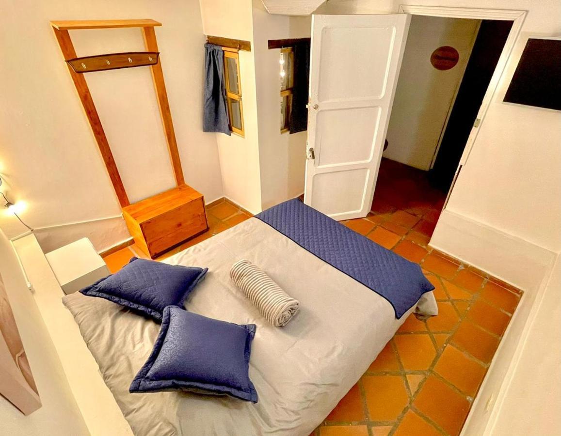 La Casa De Plazas Urban Guest house