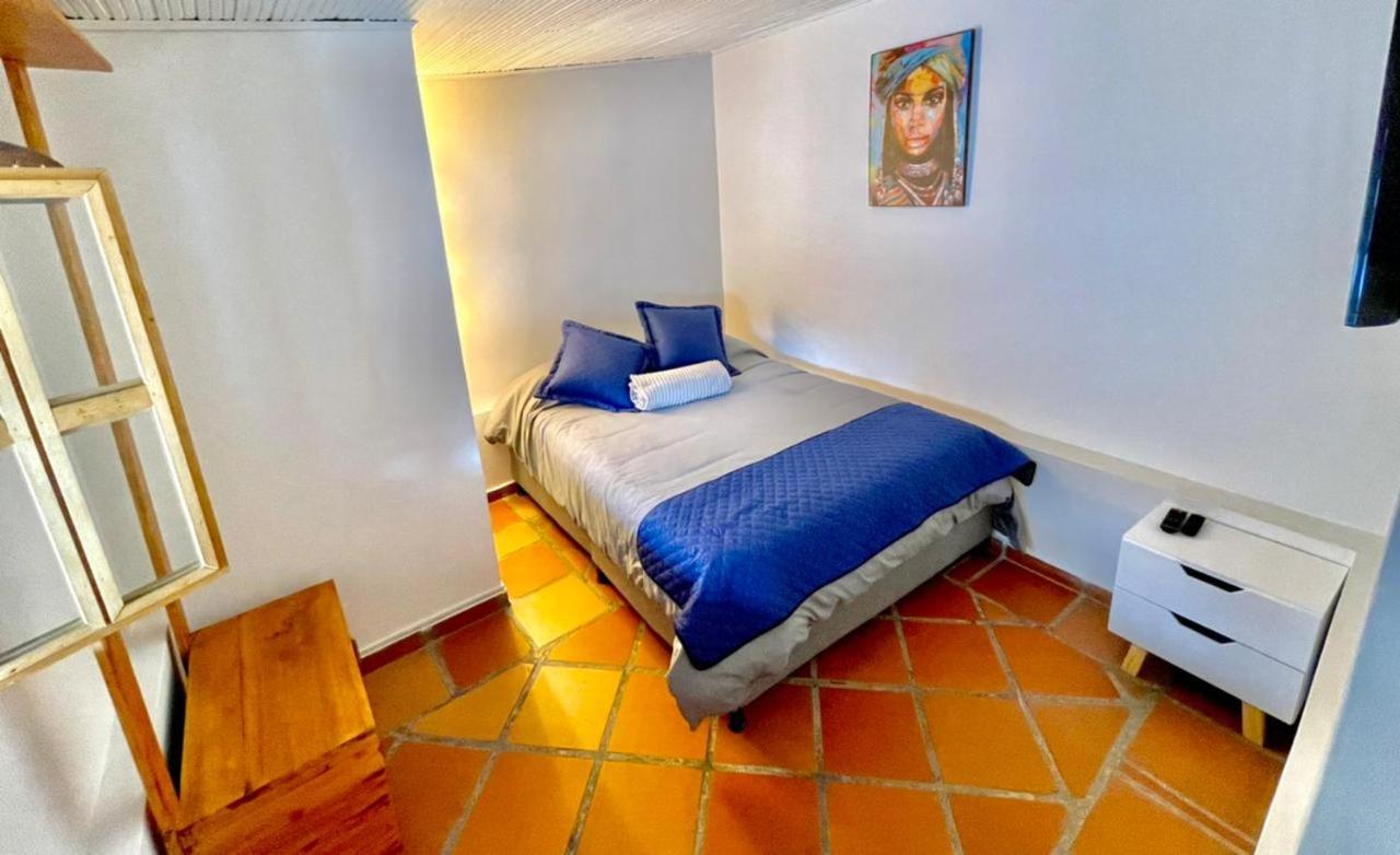 La Casa De Plazas Urban Guest house