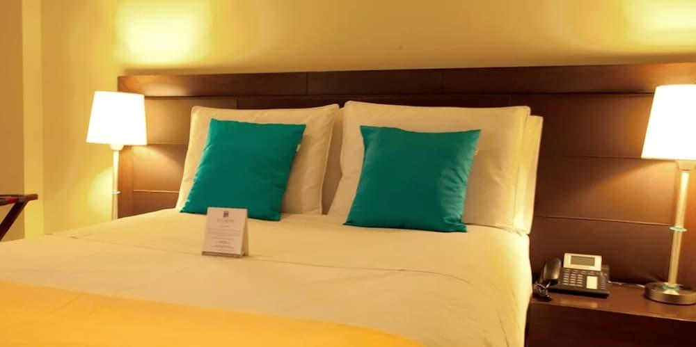 Hotel Blue