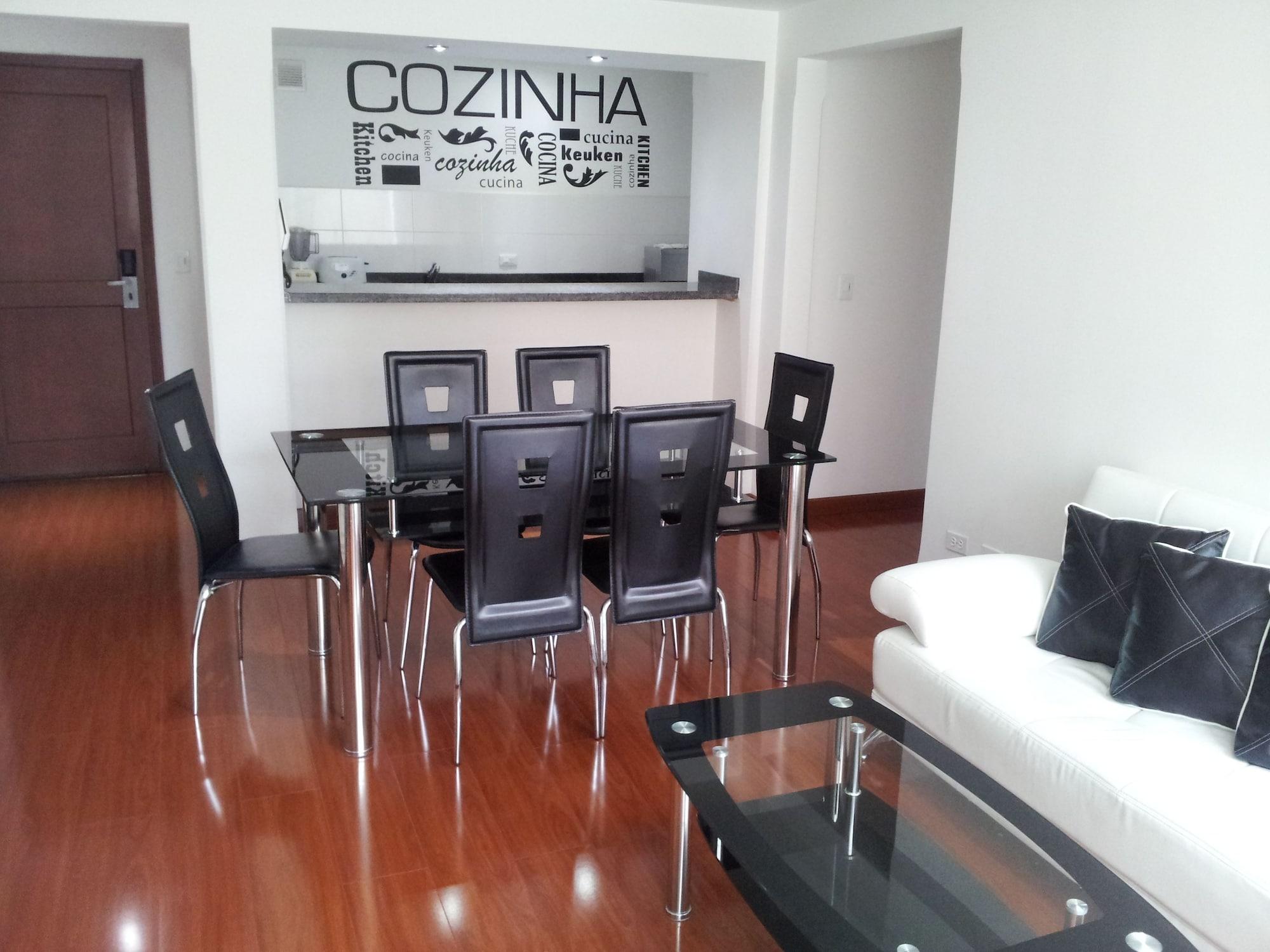 Aparthotel Cora 96 Street 4*