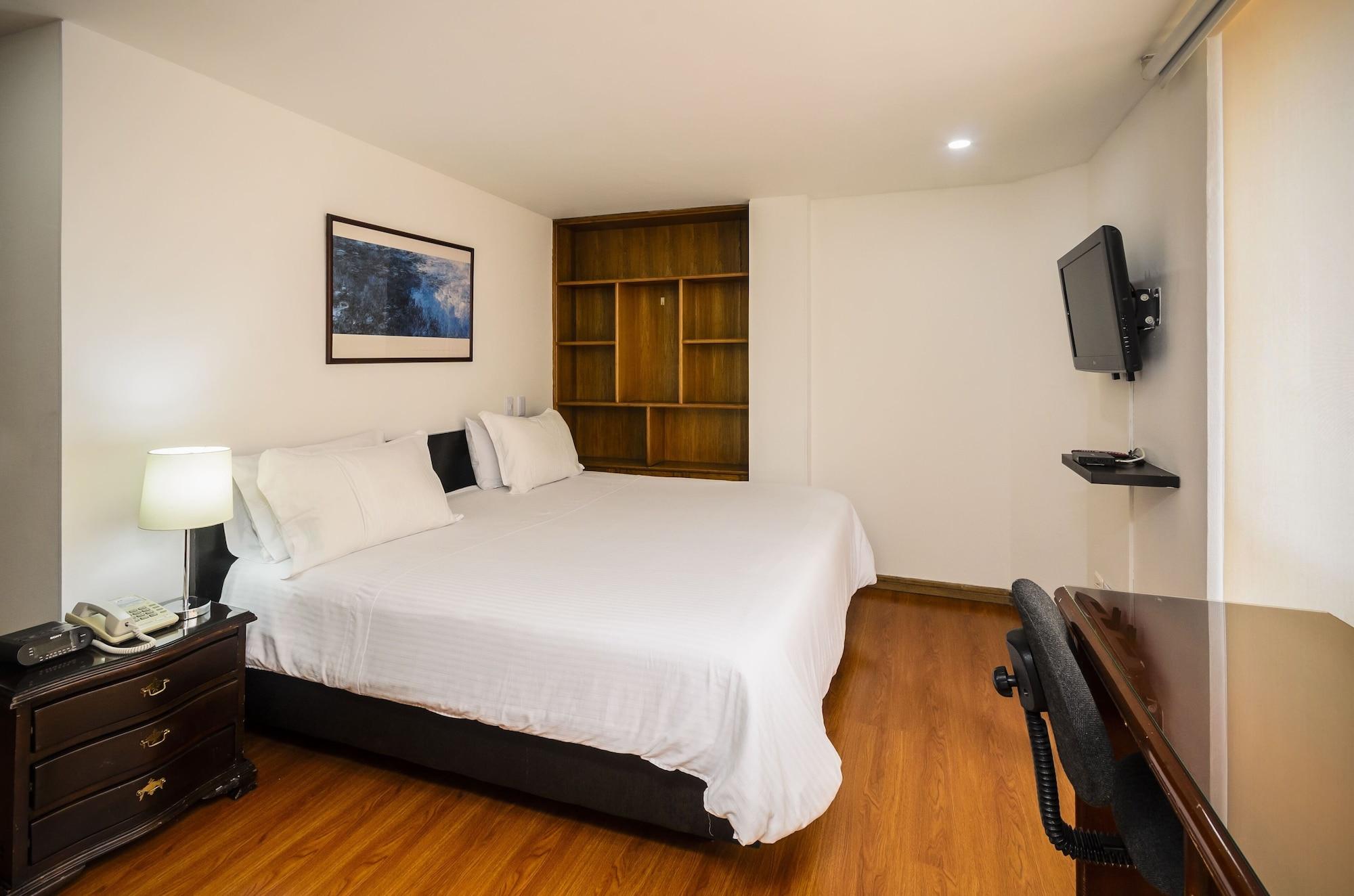 Aparthotel Travelers Fontana Plaza