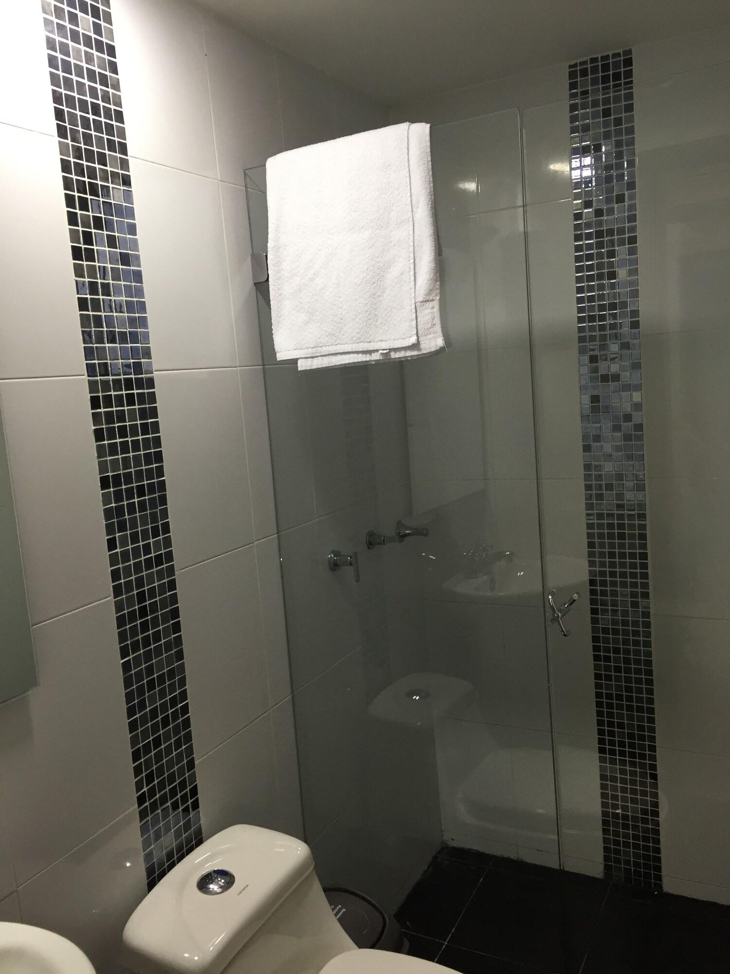 Metro 26 Hotel 3*