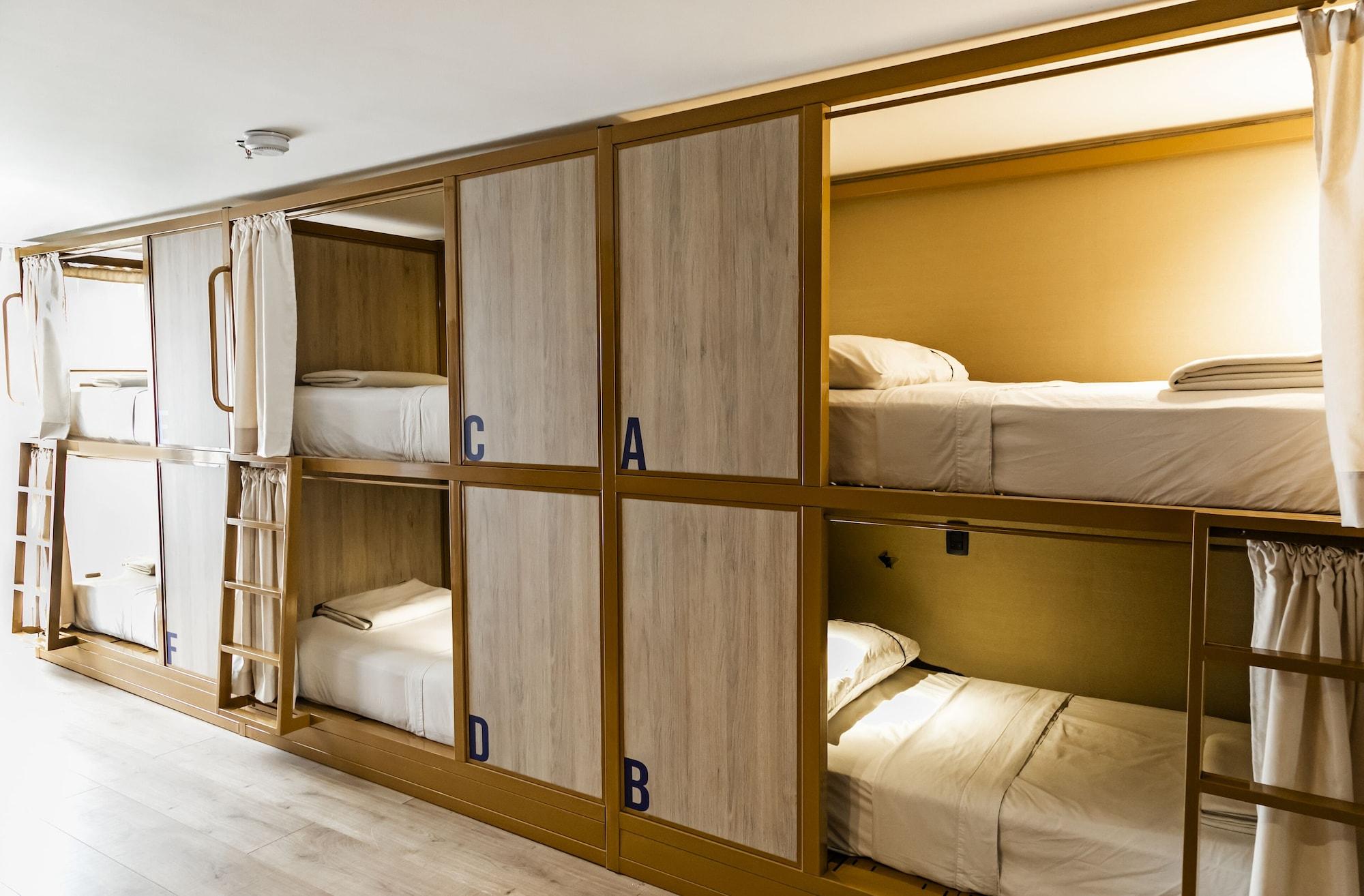 Viajero Bogota Hostel & Spa Hotel 4*