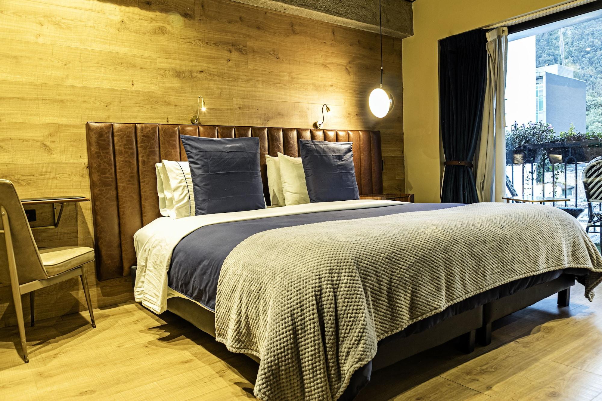 Viajero Bogota Hostel & Spa 4*