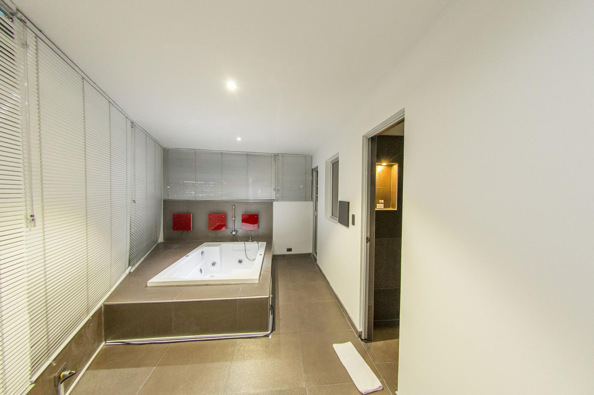 Hotel Bog Expo Museo Bogota