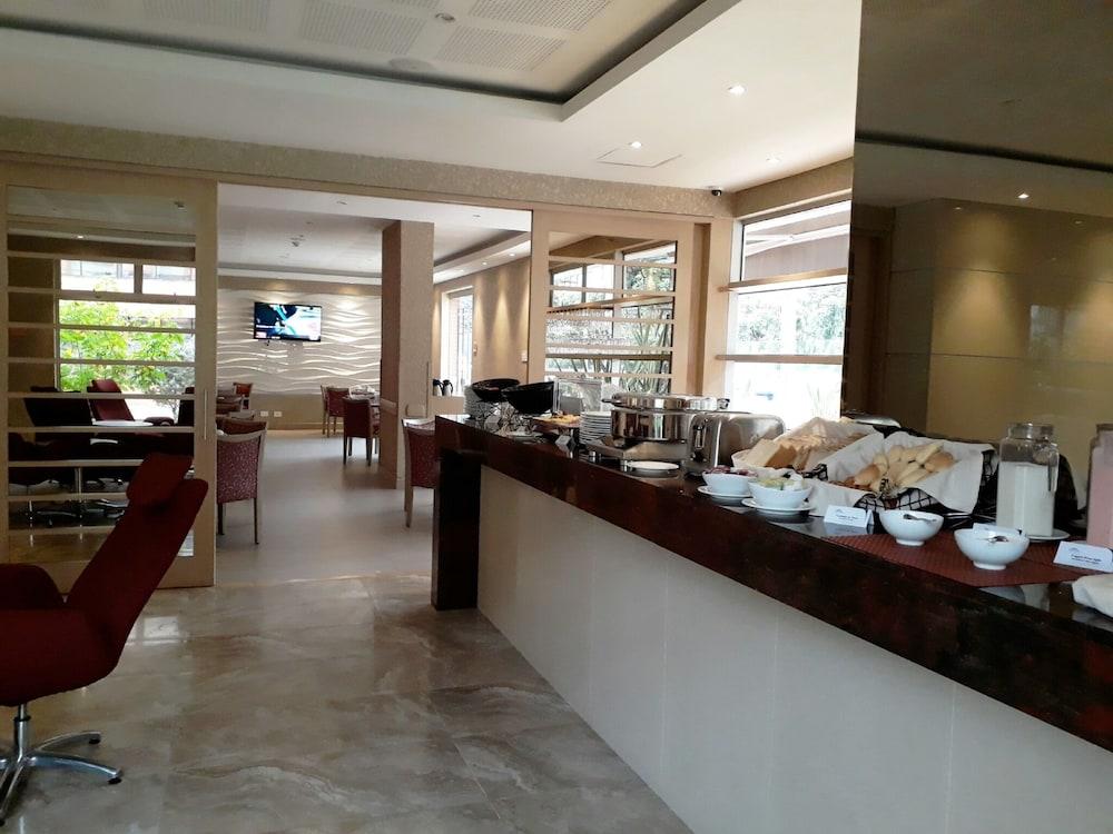 Apartahotel Apartamentos Plaza Suites Bogotá