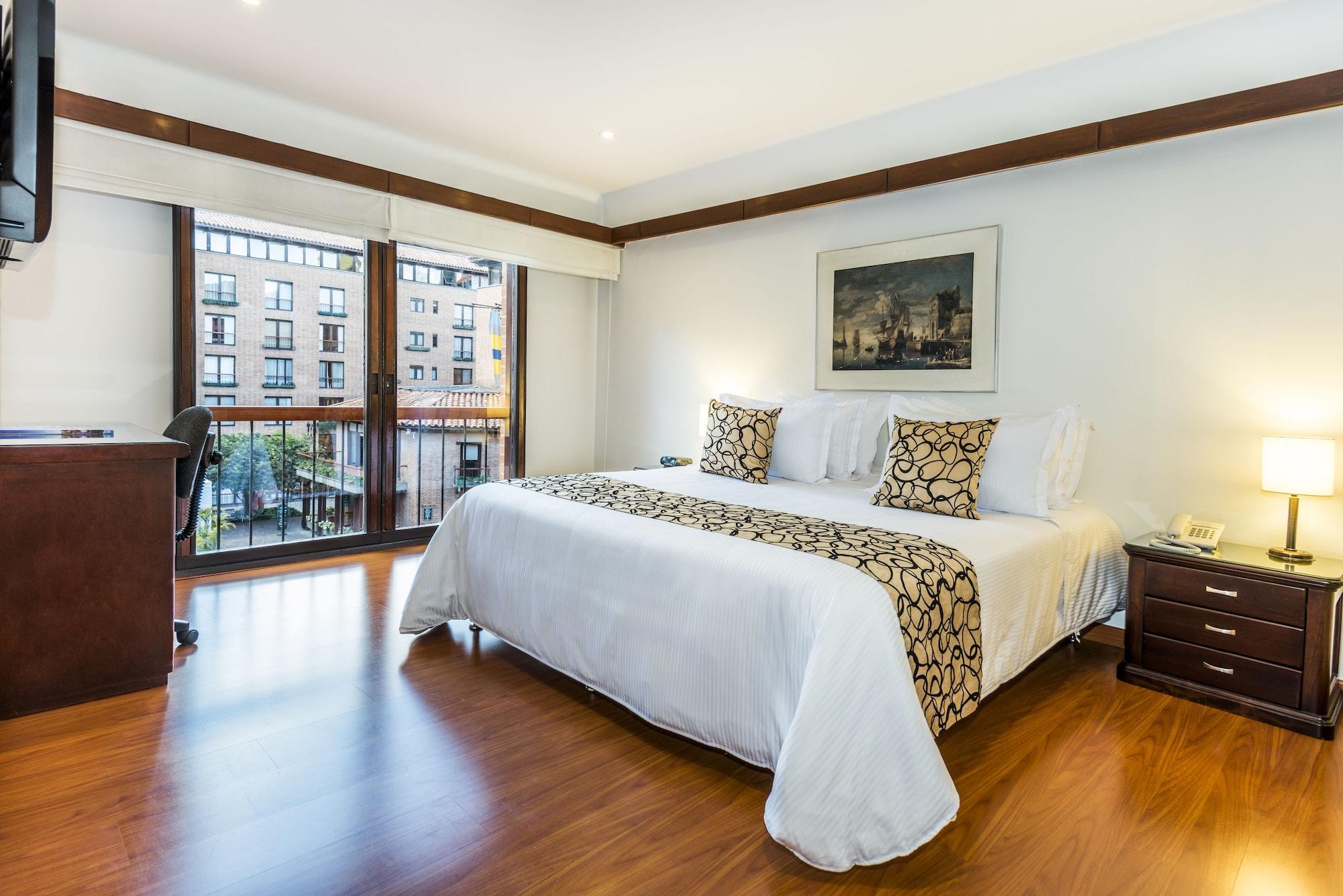 Travelers Y Condominioplenitud 3* Bogota