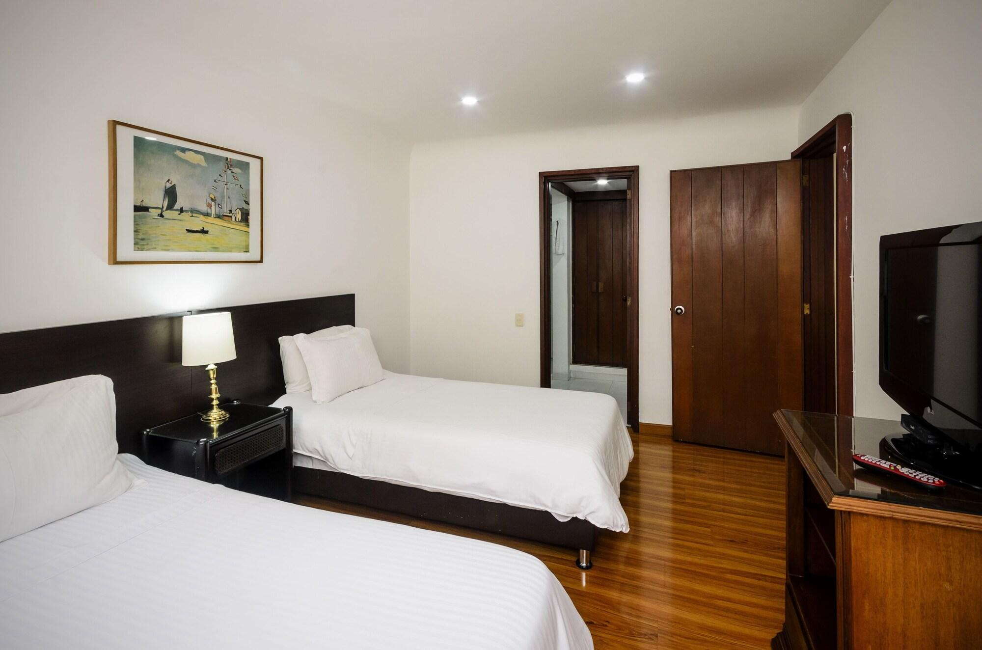 Travelers Y Condominioplenitud Hotel Bogota