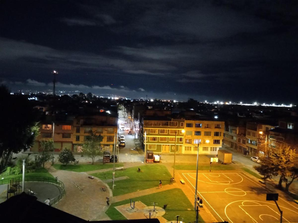 Apartment Cerca Aeropuerto Embajada Eeuu Fotos Huellas Visa Bogota