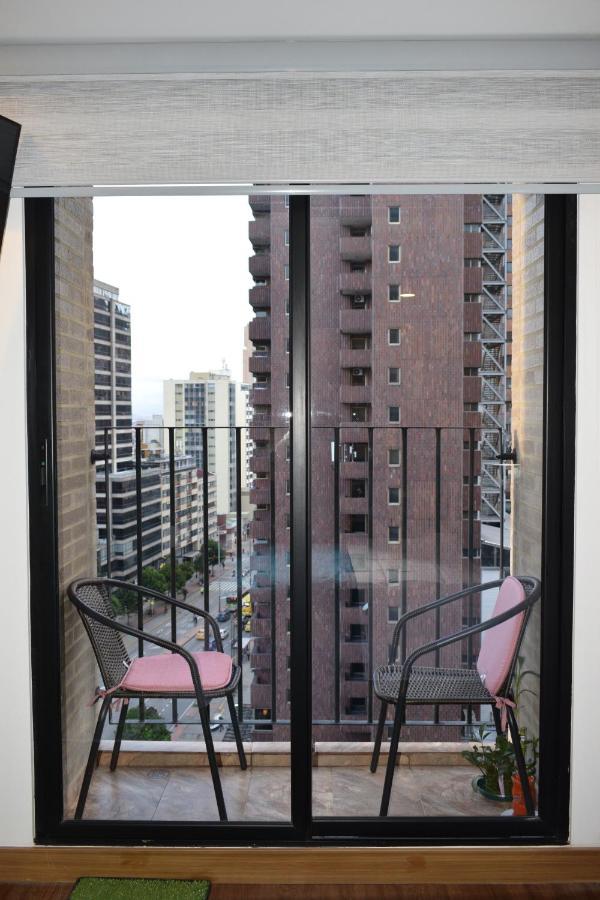 Toscano S Aparta Estudio Amoblado Torre 2 Equilibrium * Bogotá