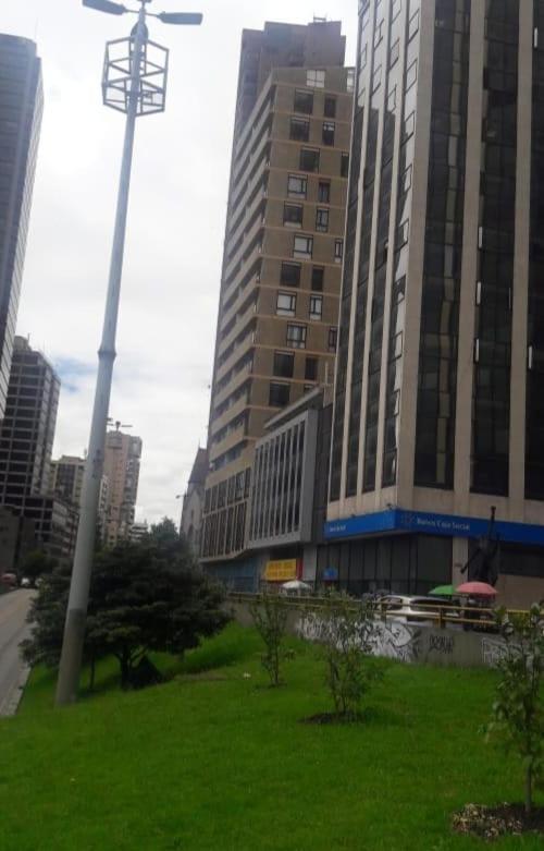 Toscano S Aparta Estudio Amoblado Torre 2 Equilibrium Bogotá