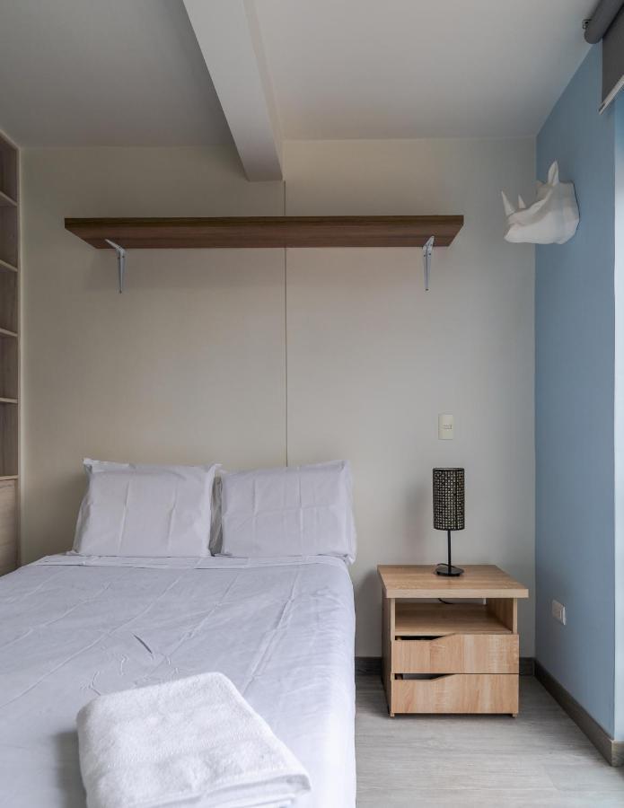 Gratamira 131 X Ahead Apartment Bogota