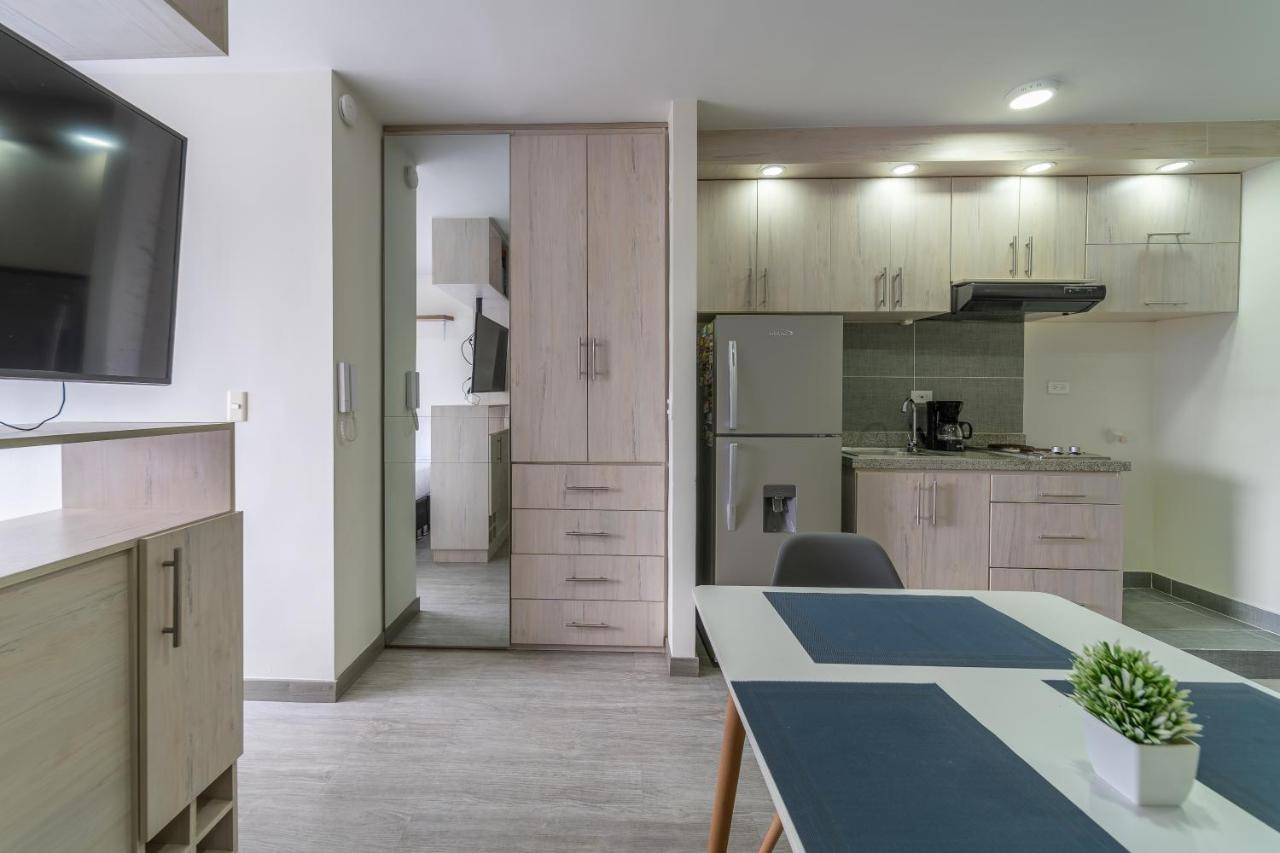 Gratamira 131 X Ahead Apartment Bogota