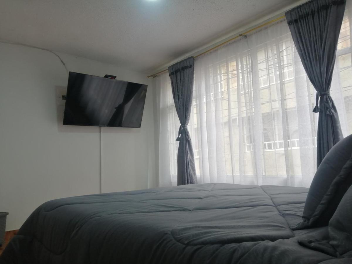 Privada Cerca Al Aeropuerto Y Terminal Guest house *