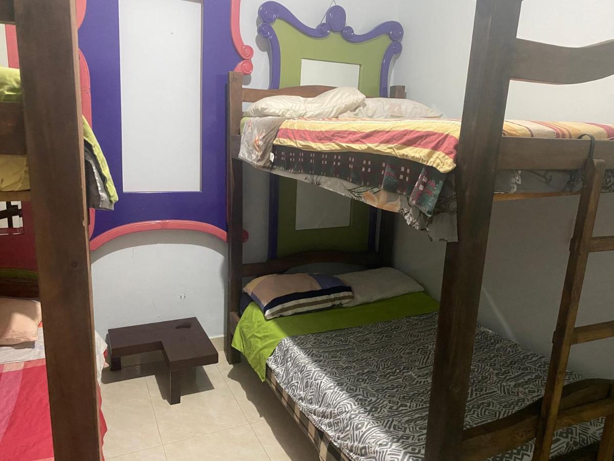 Four Season Guest house Bogota