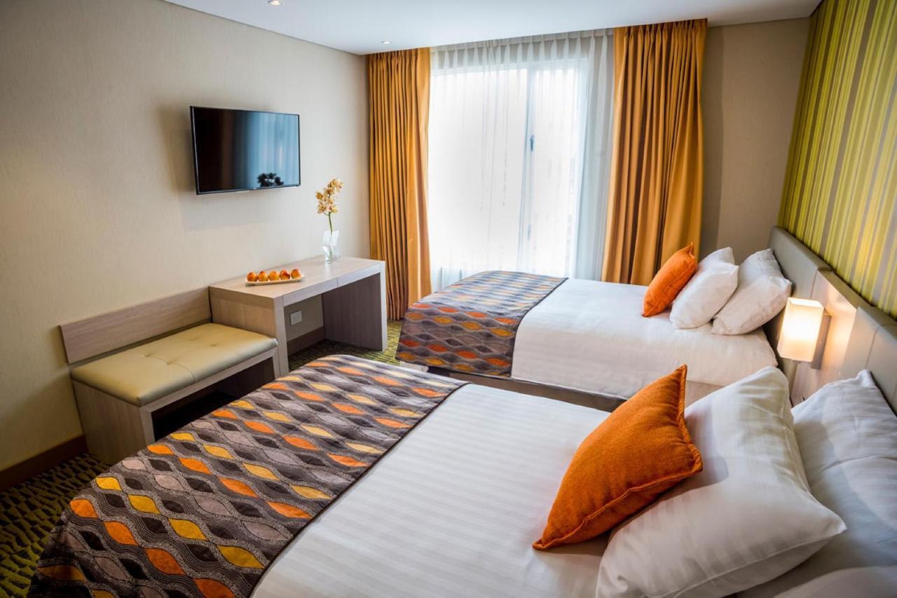 Apartamentos Plaza Suites Apartahotel 4*