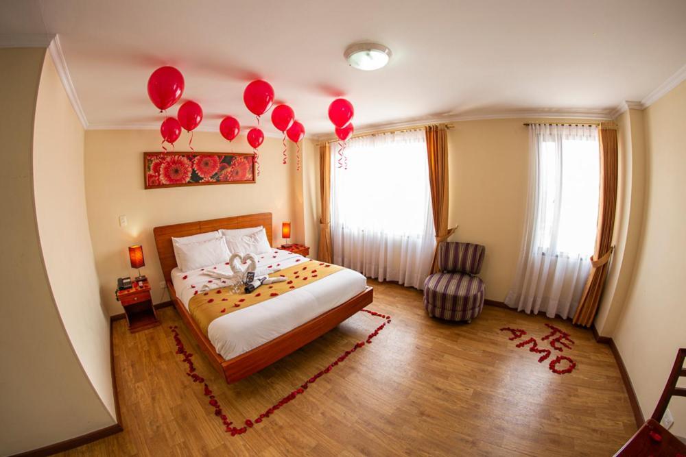 Splendor By Friends Company 4*