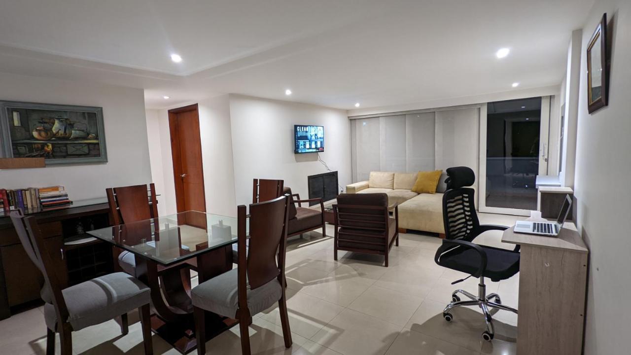 Encantadores En Chico Reservado, Parque De La 93. Apartment *