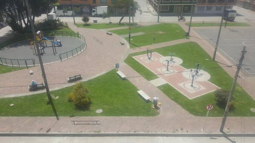 Cerca Aeropuerto, Fotos Y Huellas Visa Americana, Embajada Eeuu Apartment *