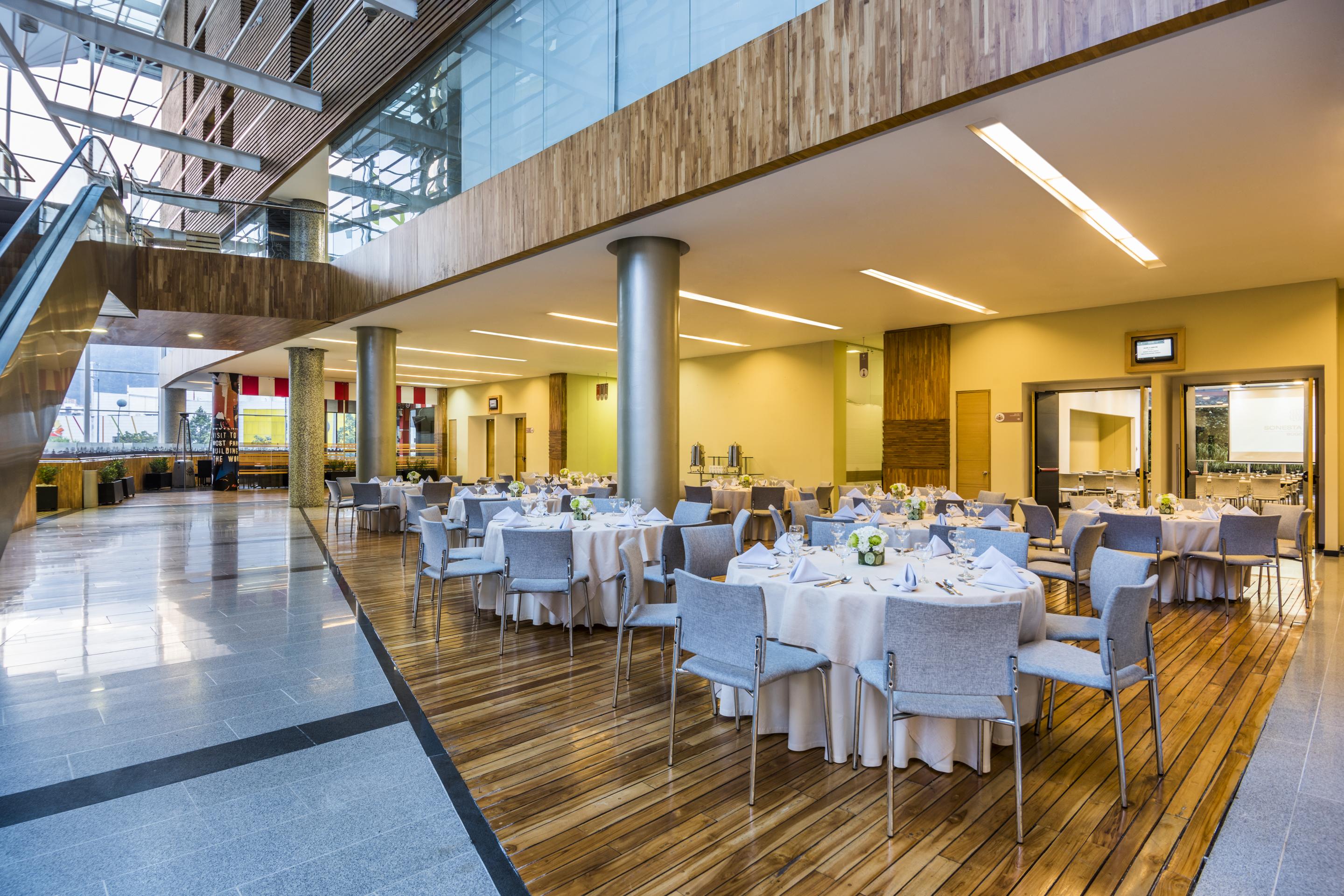 Sonesta Hotel 5*