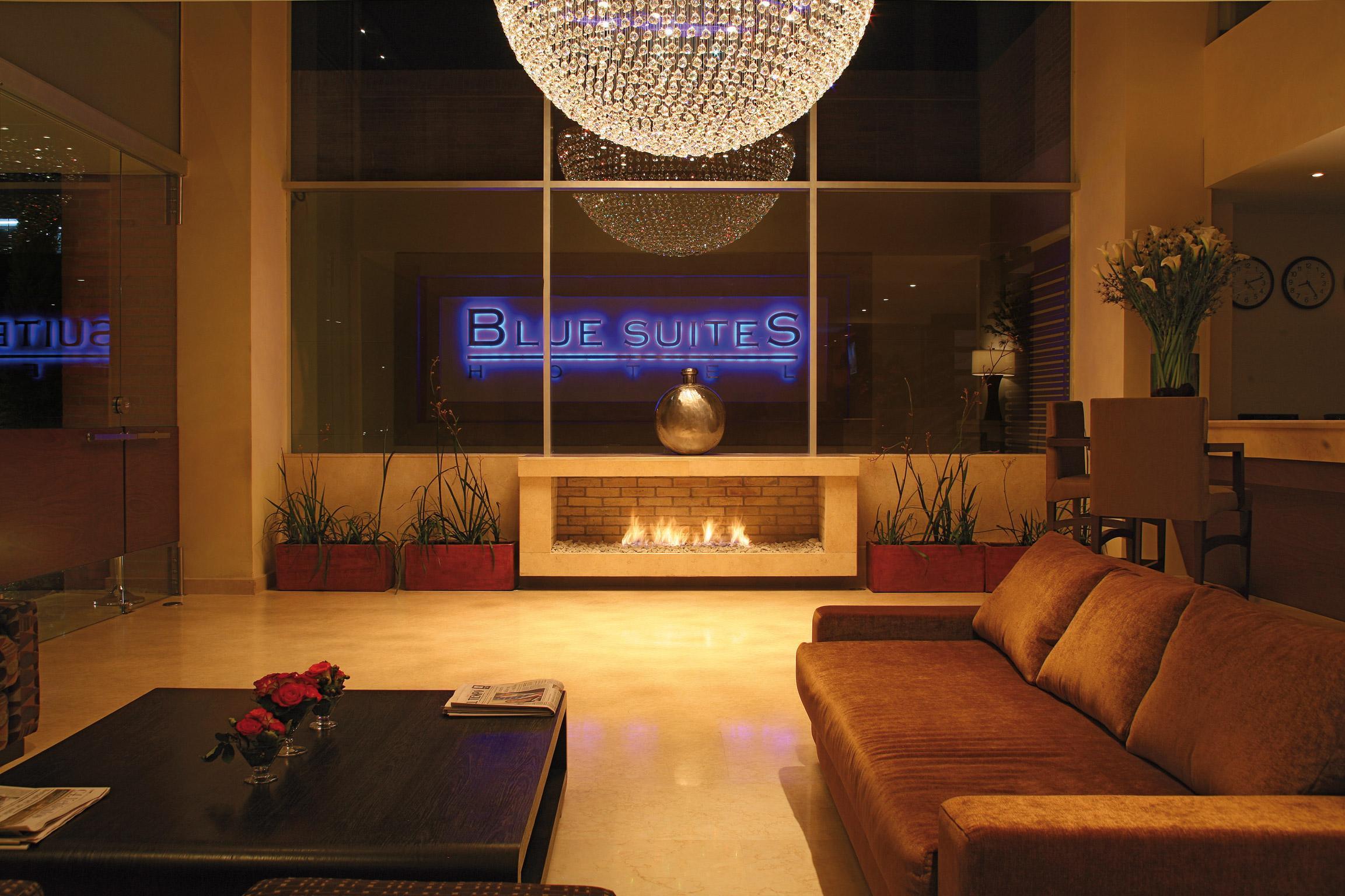 Blue Hotel