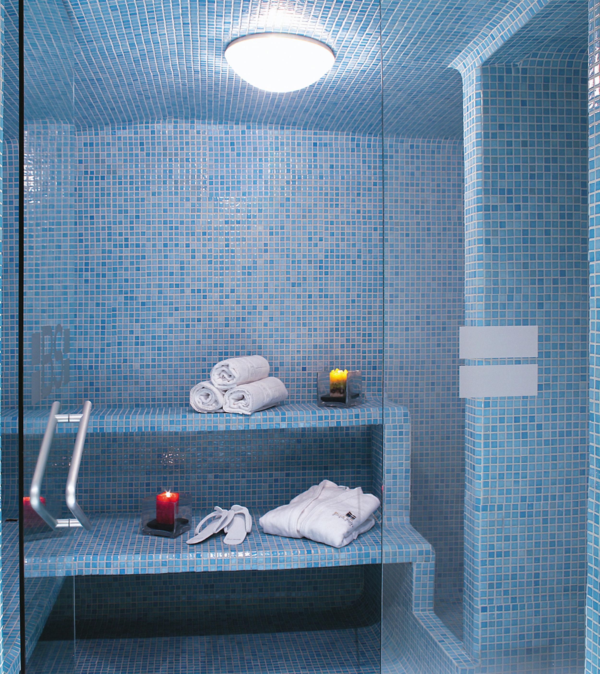 Hotel Blue