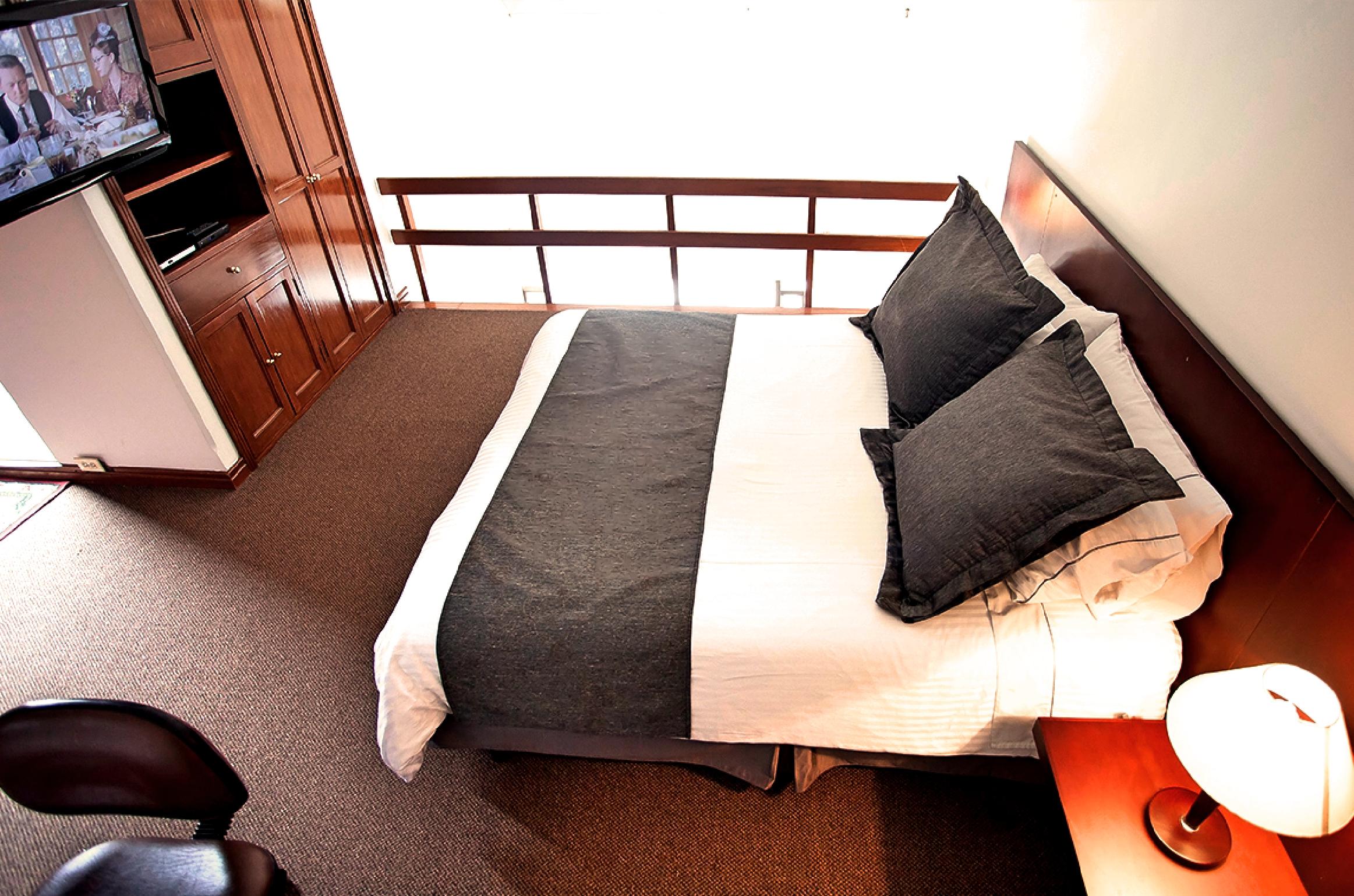 Cora 96 Street Aparthotel 4*