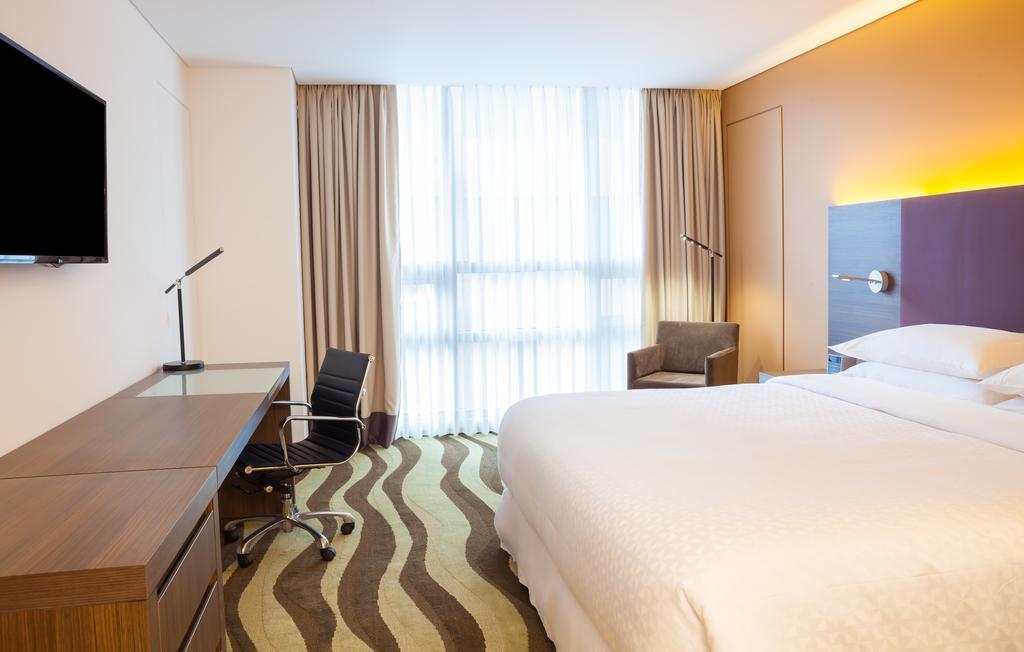 Four Points By Sheraton Hotel 4*