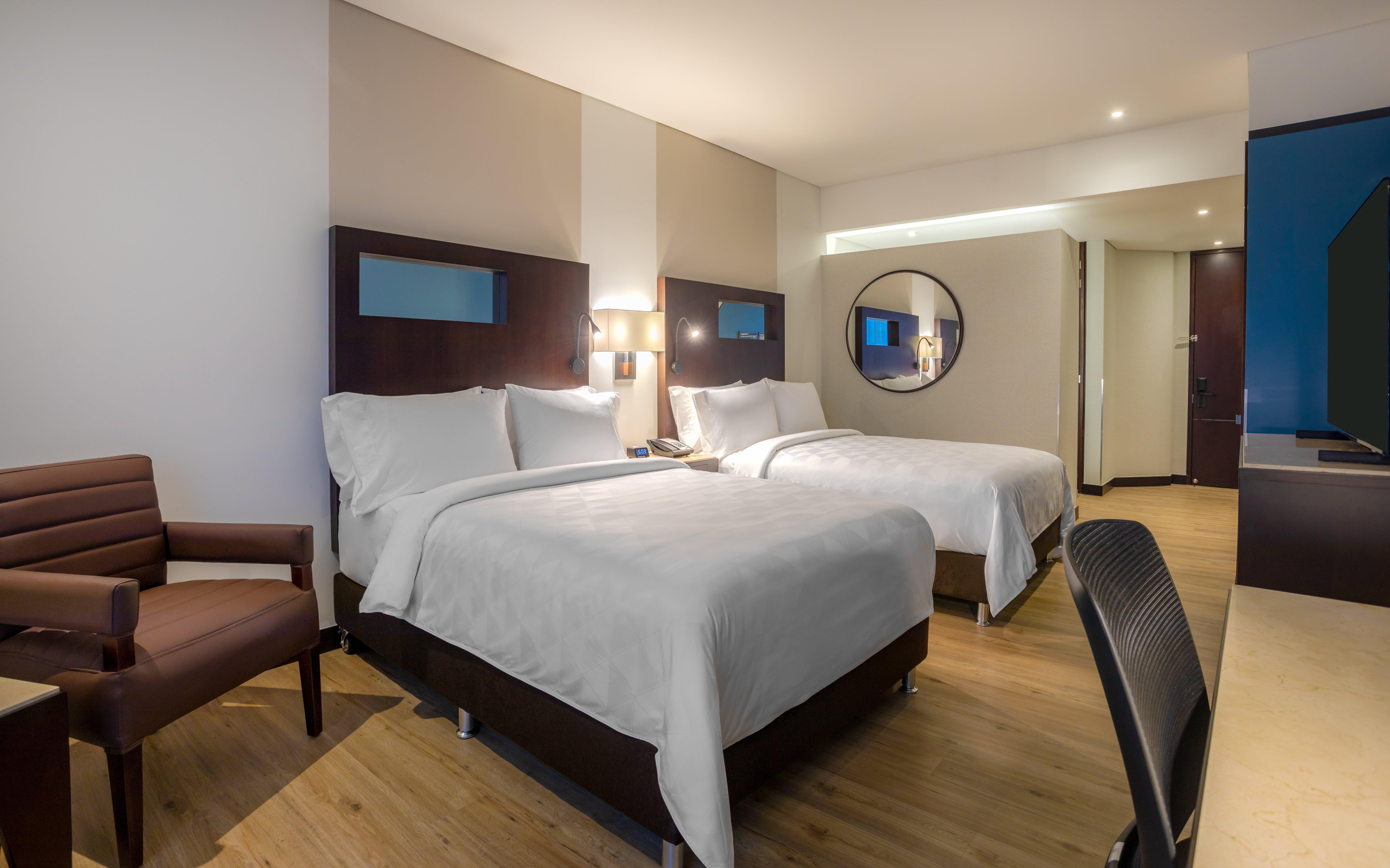 Hotel Airport By Ihg