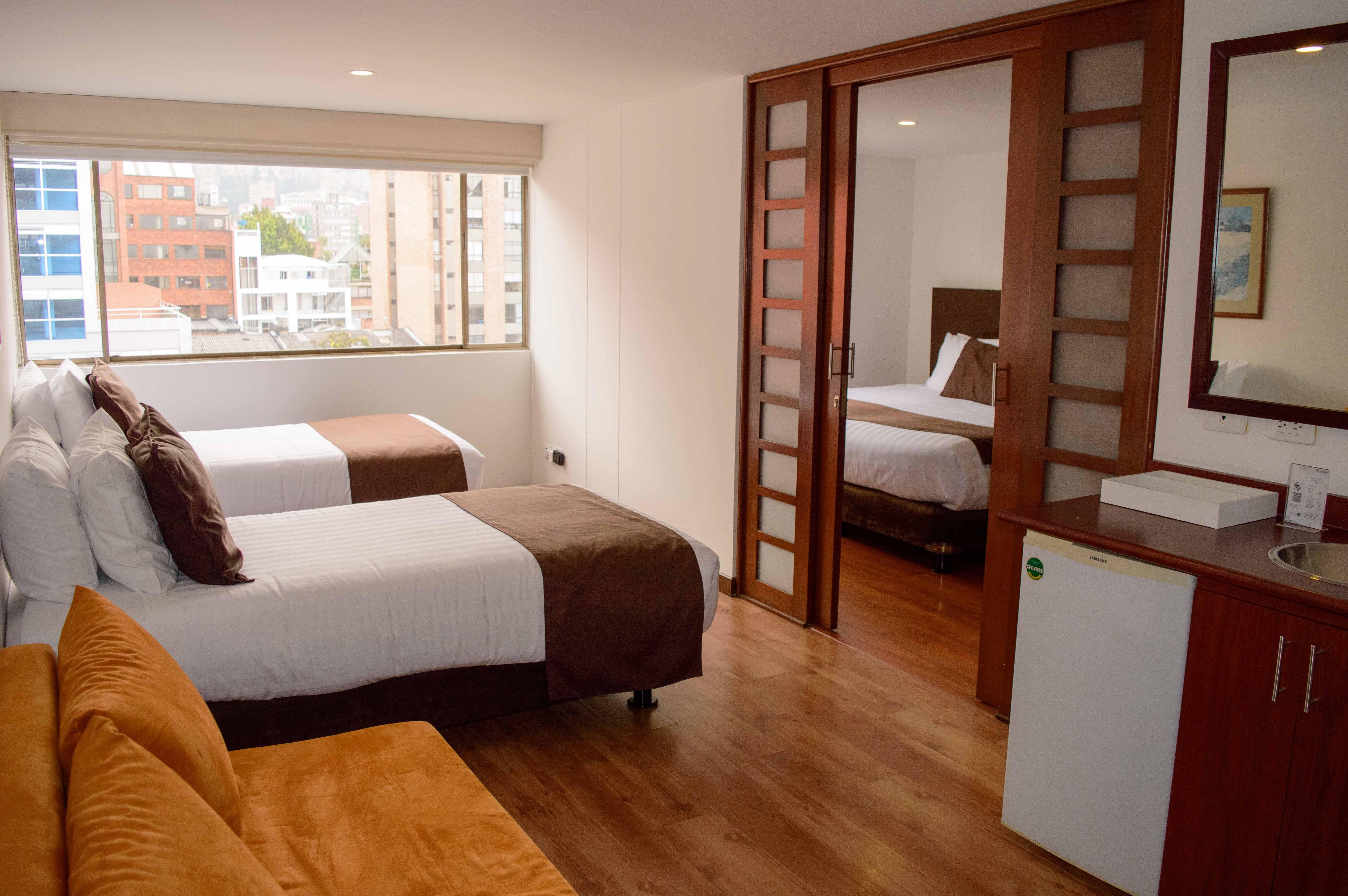 Confort 80 Zona Rosa Hotel 3*