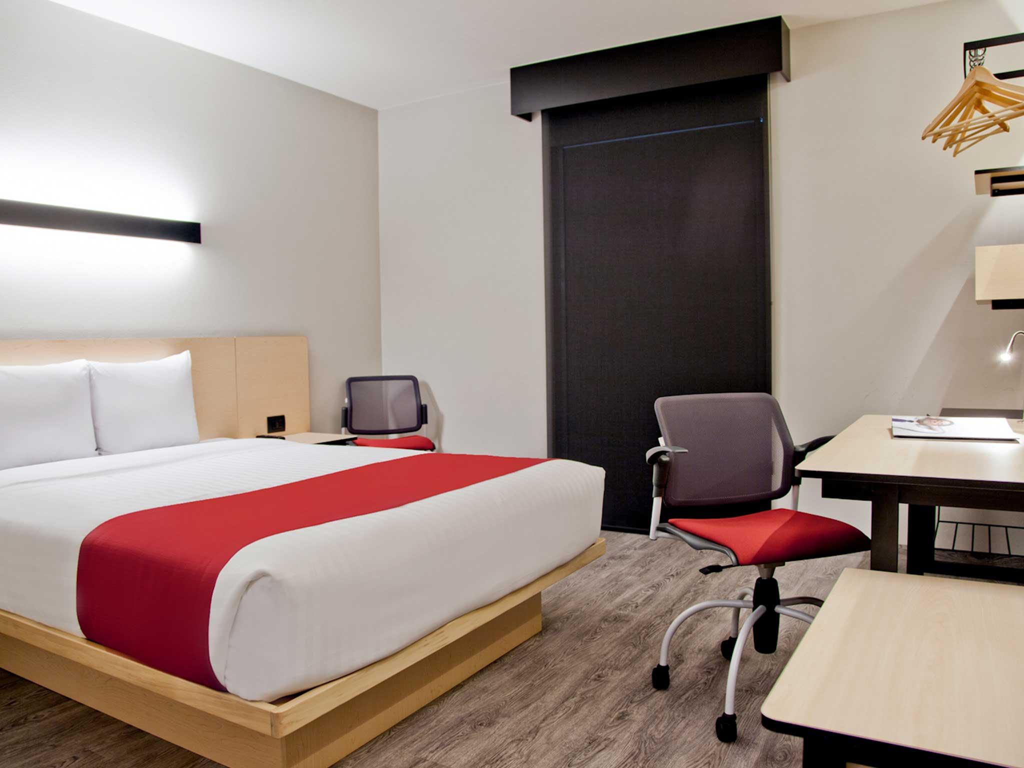 Hotel Express By Marriott Aeropuerto